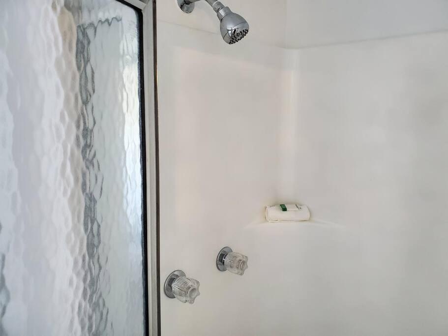 Beautiful Cottage Near Lake Louisa & Mins From Disney, Vehicle Rental Available Клермонт Екстериор снимка